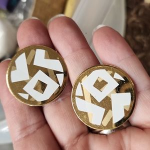Vintage avon 1980 earrings